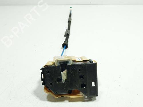 front-right-lock-alfa-romeo-tonale-965_-2022-36253501 main image