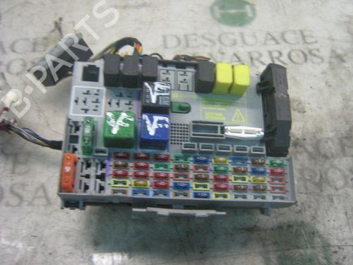 Used Fuse box Fuse box OPEL ASTRA G Saloon (T98) [1998-2009] 3742298 3742298