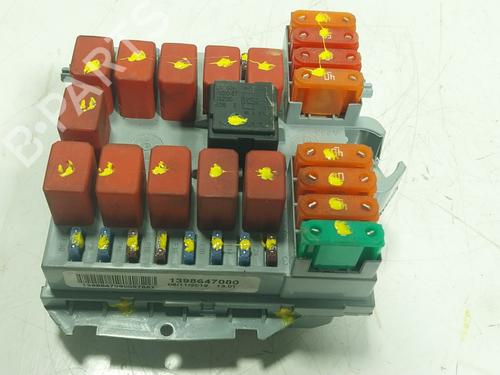 Used Fuse box PEUGEOT BOXER Van 2.2 BlueHDi 120 (120 hp) 30609611