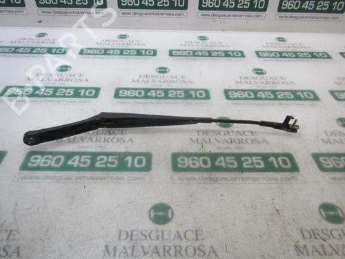 Used Front windshield wiper arm VW GOLF V (1K1) 1.9 TDI (105 hp) 3878289
