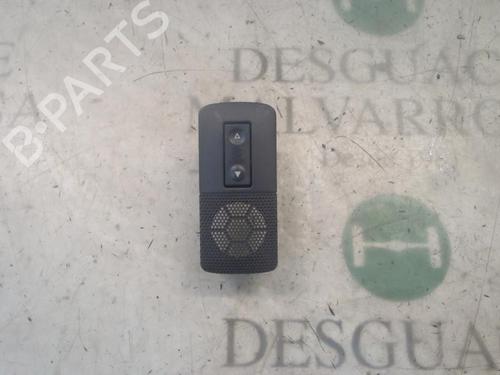 right-rear-window-switch-opel-vectra-c-z02-18-16v-2002-2003-2004-2005-2006-2007-2008-2009-3809177 main image