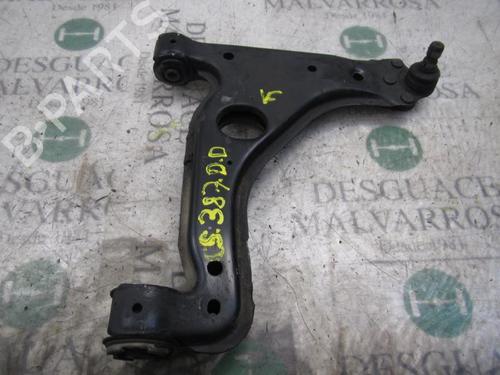 Used Right front suspension arm OPEL VECTRA B (J96) [1995-2004]  3827390