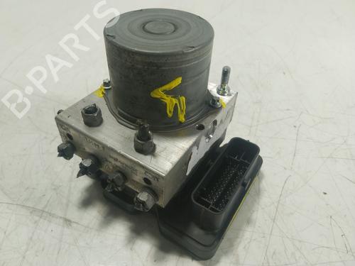 Used ABS pump ABS pump RENAULT KANGOO / GRAND KANGOO II (KW0/1_) 1.5 dCi 80 (KW15) (80 hp) 21131277 21131277