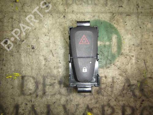 Advarselsbryter RENAULT MEGANE III Hatchback (BZ0/1_, B3_) [2008-2025]  3836033