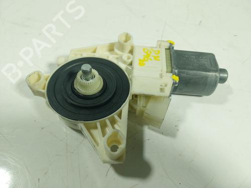 Used Right front window motor Right front window motor MERCEDES-BENZ GLA-CLASS (X156) GLA 200 CDI / d (156.908) (136 hp) 18734276 18734276