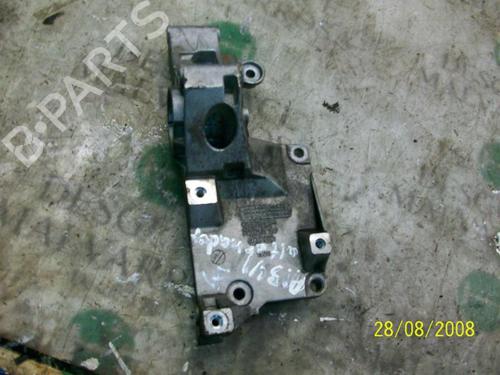Used Engine mount SEAT IBIZA III (6L1) 1.9 TDI (100 hp) 9086751
