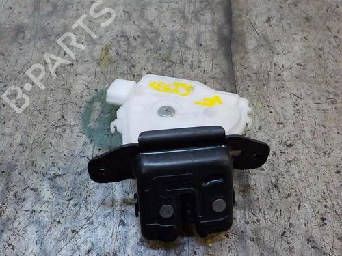 Used Tailgate lock TOYOTA YARIS (_P13_) [2010-2020]  3850767
