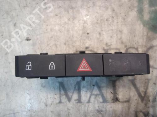 warning-switch-opel-astra-j-p10-2009-2010-2011-2012-2013-2014-2015-2016-3816015 main image