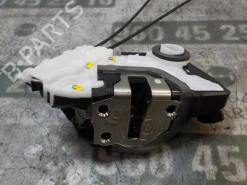 Used Front right lock TOYOTA YARIS (_P13_) [2010-2020]  3860978