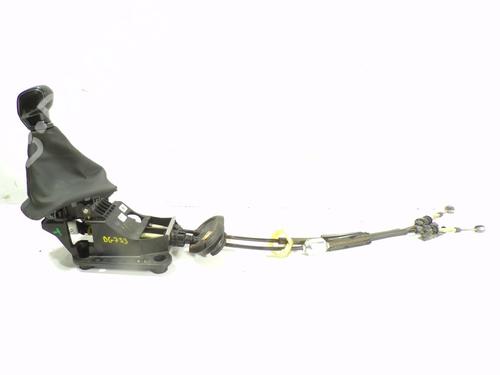 Used Gear lever PEUGEOT 208 I (CA_, CC_) 1.6 BlueHDi 100 (100 hp) 8105881