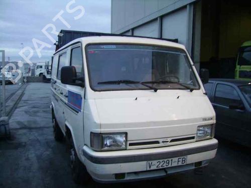 Used Parts NISSAN TRADE Van    475312