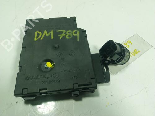 Used Ignition barrel Ignition barrel RENAULT CAPTUR I (J5_, H5_) 0.9 TCe 90 (90 hp) 17384906 17384906