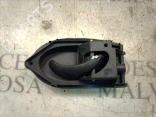 Used Front right interior door handle Front right interior door handle 3750725 3750725