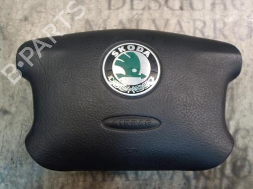 driver-airbag-skoda-superb-i-3u4-19-tdi-2001-2002-2003-2004-2005-2006-2007-2008-3813768 main image