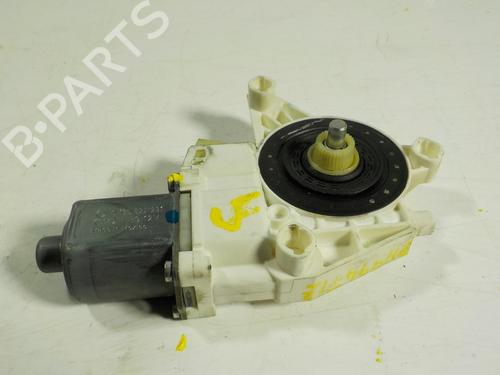 Portierruitmotor linksachter MERCEDES-BENZ M-CLASS (W164) [2005-2012]  8878199