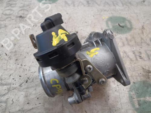 Used Throttle body Throttle body ALFA ROMEO 166 (936_) 2.4 JTD (936A2A__) (136 hp) 3824784 3824784