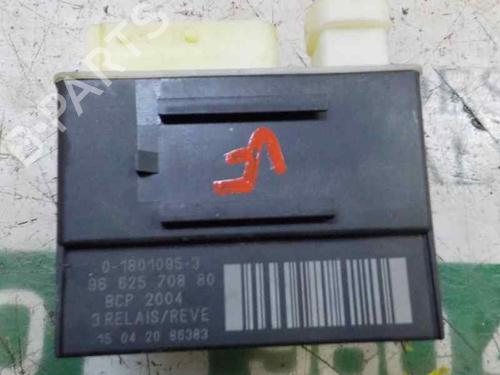 Used Electronic module Electronic module PEUGEOT 308 SW II (LC_, LJ_, LR_, LX_, L4_) [2014-2021] 9090647 9090647