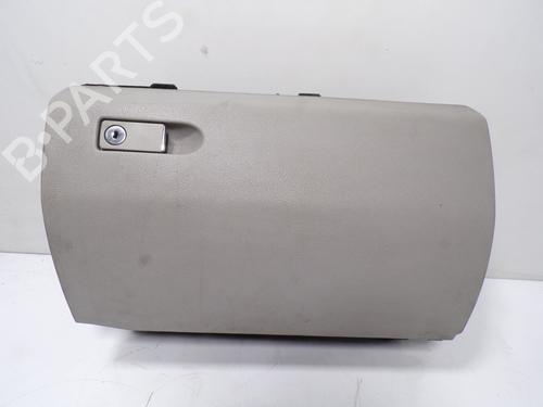 Used Glove box Glove box MERCEDES-BENZ E-CLASS (W212) E 200 CDI / BlueTEC (212.005, 212.006) (136 hp) 10994709 10994709