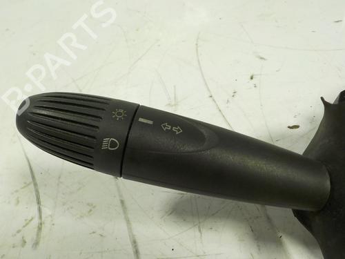 Commande de phare FIAT PUNTO (188_) 1.2 16V 80 (188.233, .235, .253, .255, .333, .353, .639,... | BP8142009I24 