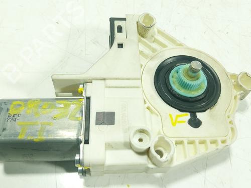 Portierruitmotor linksachter LAND ROVER DISCOVERY IV (L319) 3.0 TD 4x4 (211 hp) 27603752