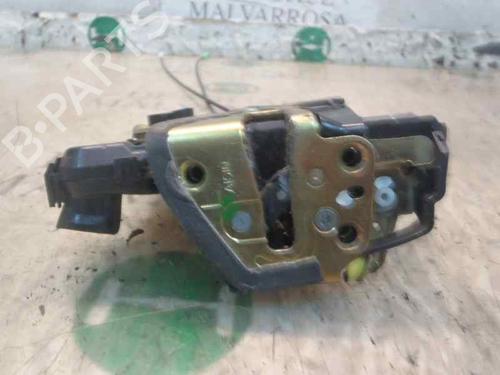 Used Front left lock TOYOTA AVENSIS (_T25_) [2003-2008]  3804262
