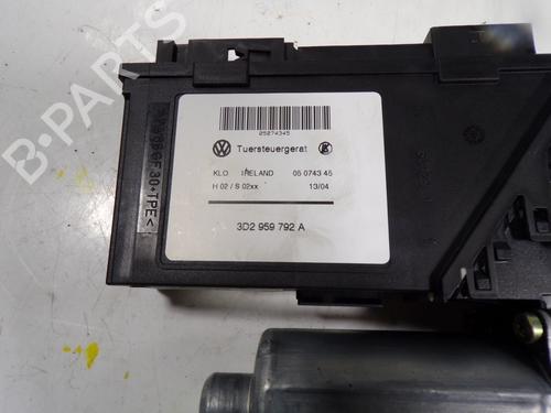 Left front window motor VW TOUAREG (7LA, 7L6, 7L7) 2.5 R5 TDI | BP6930061E21 