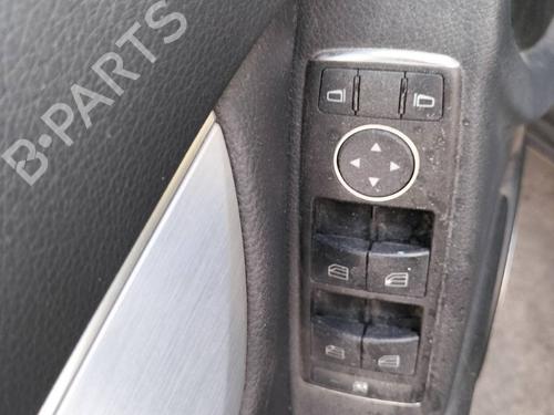 Display monitor MERCEDES-BENZ C-CLASS (W204)  | BP10653059C48 