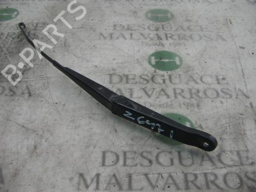 Used Front windshield wiper arm FIAT DOBLO MPV (119_, 223_) 1.9 D (223AXB1A) (63 hp) 3790018