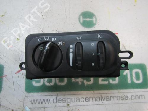 Used Headlight switch Headlight switch CHRYSLER 300M (LR) 2.7 V6 24V (203 hp) 3875433 3875433