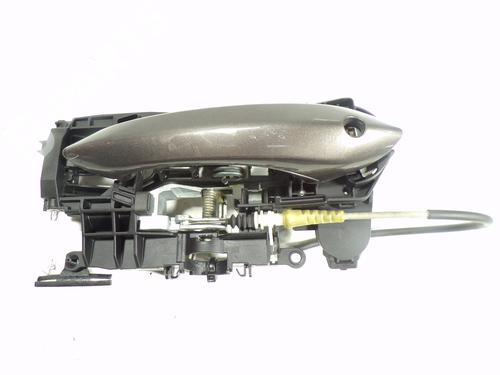 Used Front left exterior door handle Front left exterior door handle BMW 5 (F10) 520 d (184 hp) 6930075 6930075