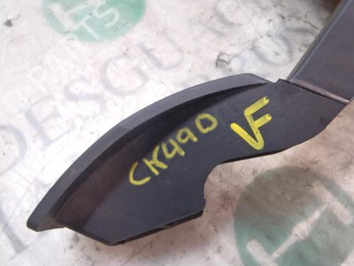 Pedal FIAT GRANDE PUNTO (199_) 1.4 (199AXB11, 199AXB1A, 199BXB1A, 199AXL1A) | BP3823755I4