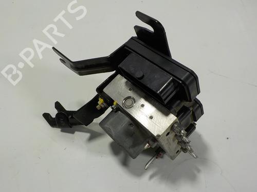 ABS Bremseaggregat DACIA SANDERO II TCe 90 (B8M1, B8MA, B8AC) (90 hp) 13208662
