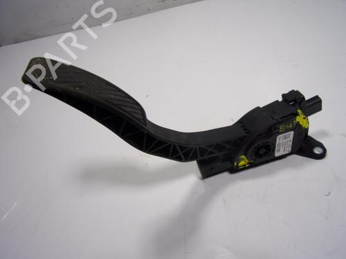 Pédale FORD KA+ III (UK, FK) [2014-2025]  17234511