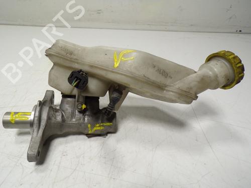 Used Brake master cylinder Brake master cylinder PEUGEOT 2008 I (CU_) 1.5 BlueHDI 100 (102 hp) 12444976 12444976