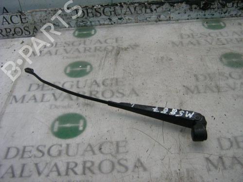 Used Front windshield wiper arm Front windshield wiper arm 3751403 3751403