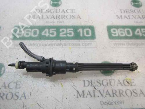 Used Clutch slave cylinder Clutch slave cylinder PEUGEOT 208 I (CA_, CC_) 1.4 HDi (68 hp) 14282723 14282723