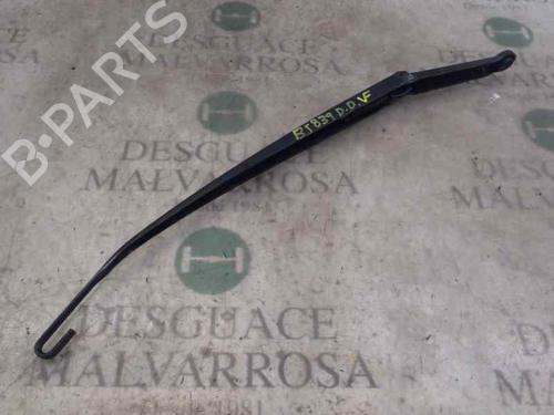Used Front windshield wiper arm Front windshield wiper arm BMW 3 (E46) 330 d (184 hp) 3796982 3796982