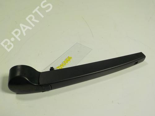 Used Rear windshield wiper arm Rear windshield wiper arm SEAT ARONA (KJ7, KJP) 1.0 TSI (110 hp) 15368978 15368978