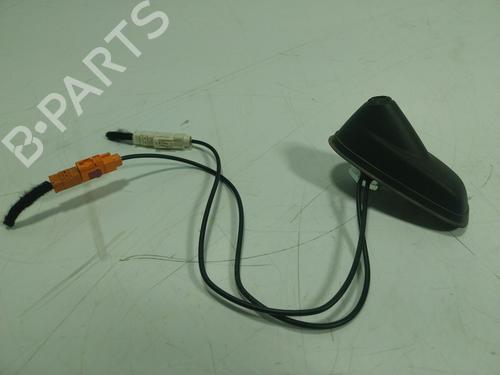 Used Antenna/Base Antenna/Base OPEL CORSA F (P2JO) 1.2 (68) (101 hp) 17659436 17659436