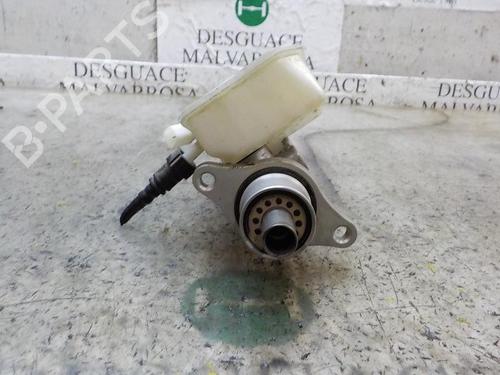 Brake master cylinder FORD FOCUS II (DA_, HCP, DP) 1.6 TDCi | BP3848104M77 