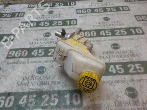 Used Brake master cylinder FIAT FIORINO Box Body/MPV (225_) 1.3 D Multijet (225BXD1A, 225BXB1A, 225BXB11) (75 hp) 4000223