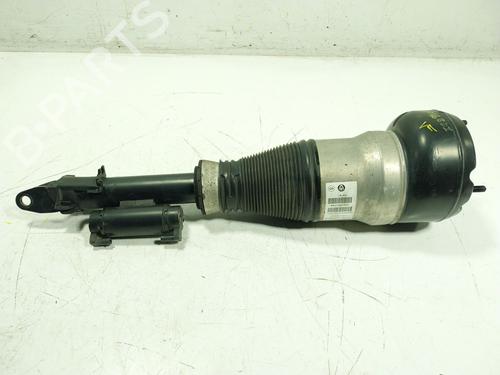 Used Left front shock absorber Left front shock absorber MERCEDES-BENZ S-CLASS (W222, V222, X222) S 500 Hybrid / e (222.163) (442 hp) 34356023 34356023