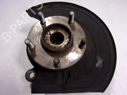 Used Left front steering knuckle Left front steering knuckle NISSAN JUKE (F15) 1.5 dCi (110 hp) 15721984 15721984