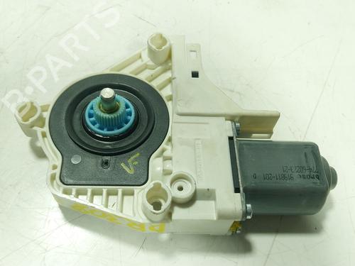 Used Left rear window motor Left rear window motor PORSCHE CAYENNE (92A) 4.8 Turbo (500 hp) 32492217 32492217