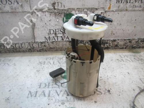 Used Fuel pump NISSAN PRIMERA Hatchback (P12) 2.2 Di (126 hp) 3845529
