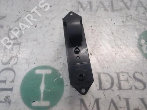 Used Right front window switch Right front window switch MITSUBISHI OUTLANDER I (CU_W) 2.0 (CU2W) (136 hp) 4015415 4015415