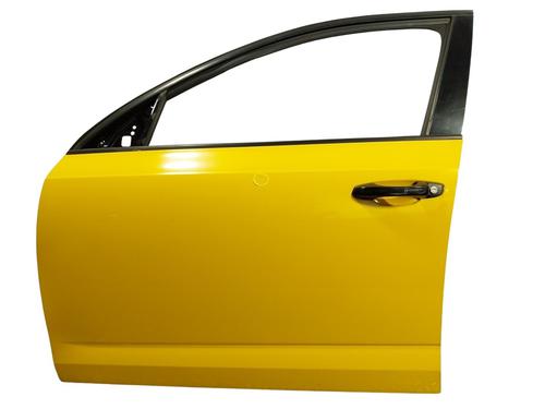 Used Left front door SKODA OCTAVIA III Combi (5E5, 5E6) 1.5 TSI G-TEC (130 hp) 31607704