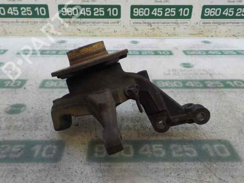 Used Left front steering knuckle DACIA DUSTER (HS_) 1.5 dCi (109 hp) 6251166