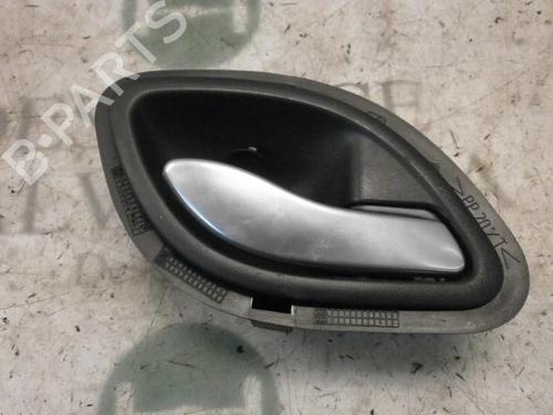 Used Rear right interior door handle Rear right interior door handle RENAULT LAGUNA II Grandtour (KG0/1_) 1.9 dCi (KG0G) (120 hp) 3793256 3793256