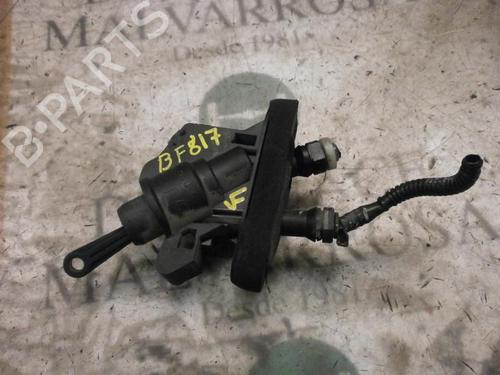 Used Clutch slave cylinder FORD FIESTA V (JH_, JD_) 1.4 TDCi (68 hp) 14267091